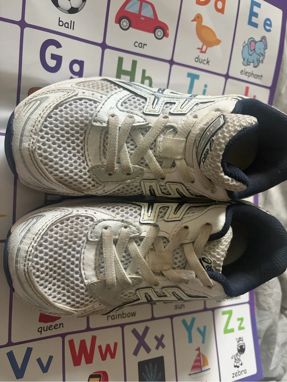 Asics Kids Sneakers in Navy and White with Gray Insole